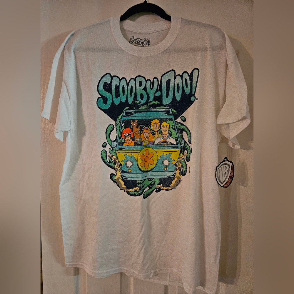 NWT Scooby Doo Mens T-shirt size: L